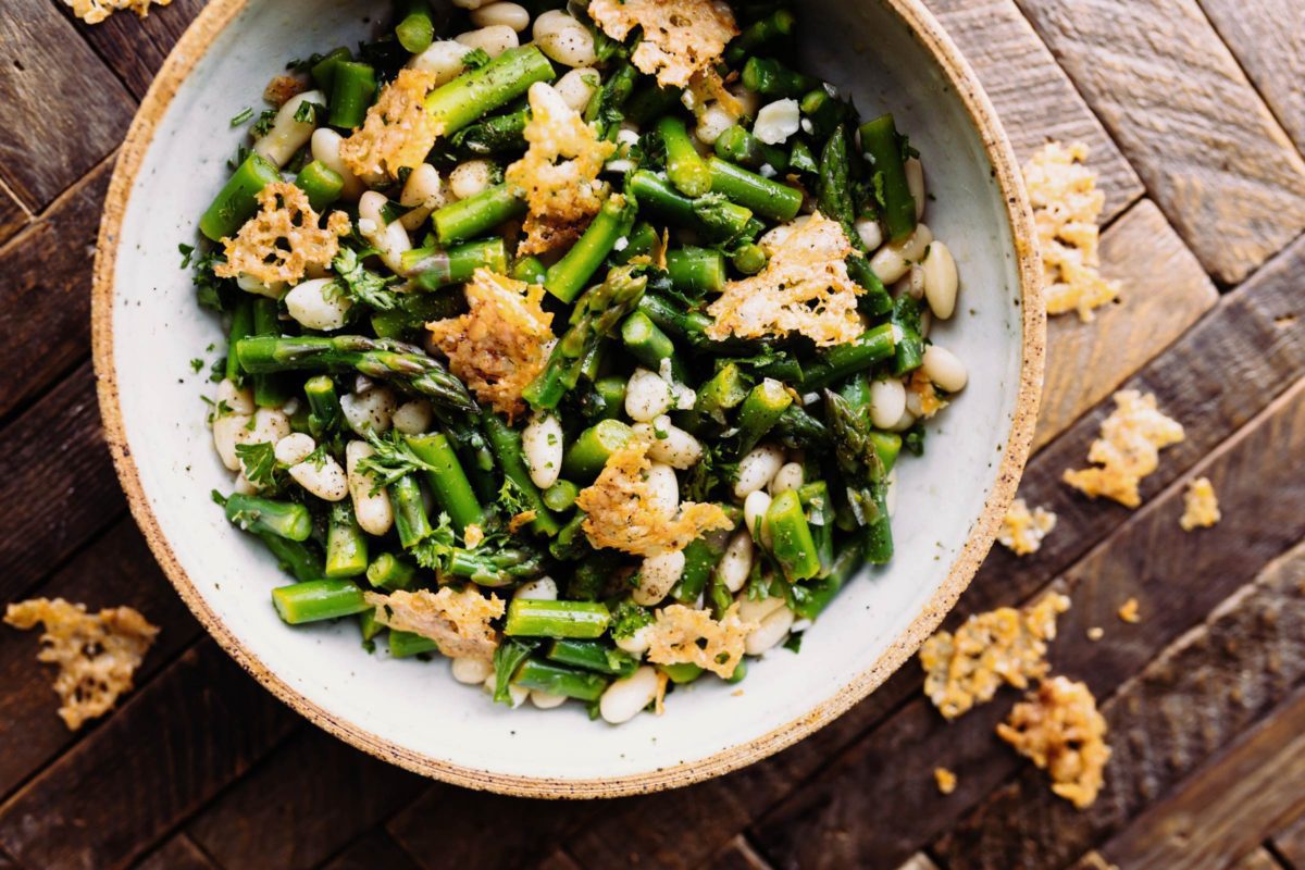 White Bean and Asparagus Salad
