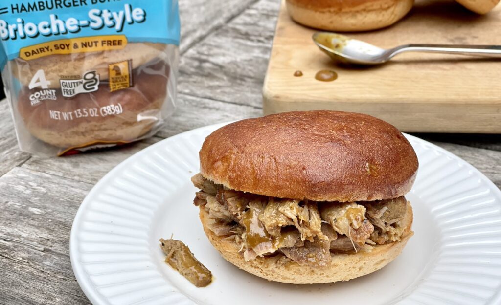 Irresistible Carolina-Style BBQ Pulled Pork Sandwiches